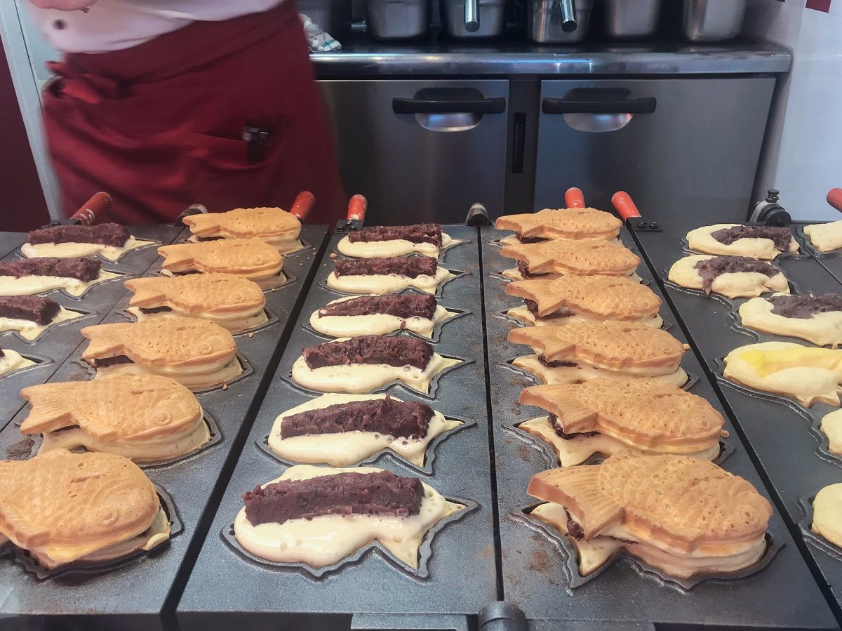 taiyaki-fish-shaped-cake-with-red-bean-filling-j-2022-06-15-21-30-44-utc.jpg
