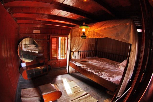 a bedroom.jpg