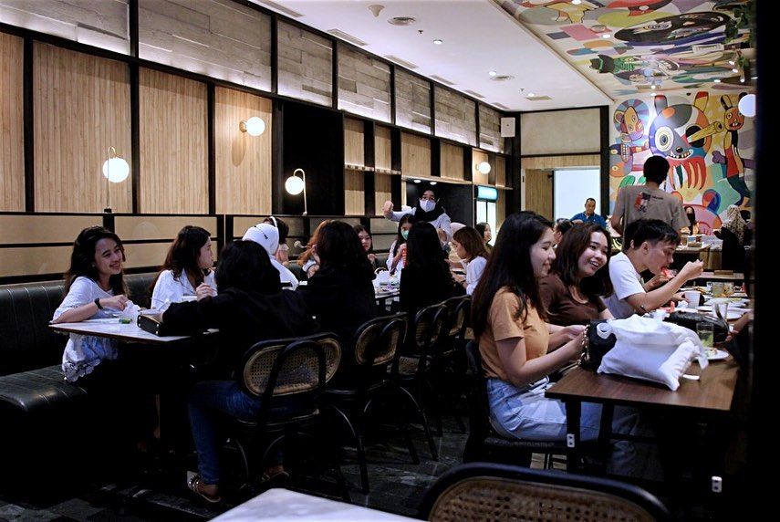 double chin restaurant.jpg