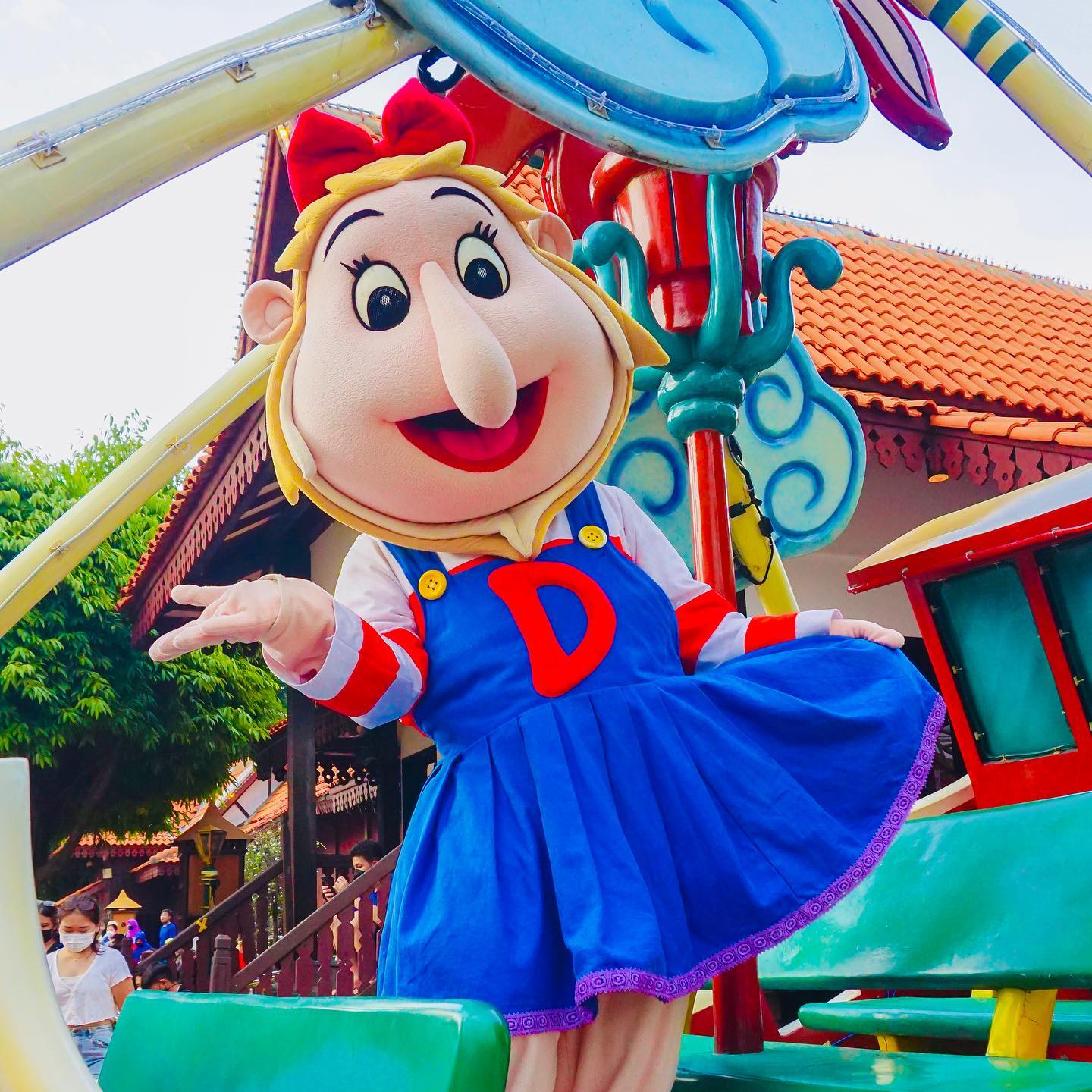 mascot dufan.jpg