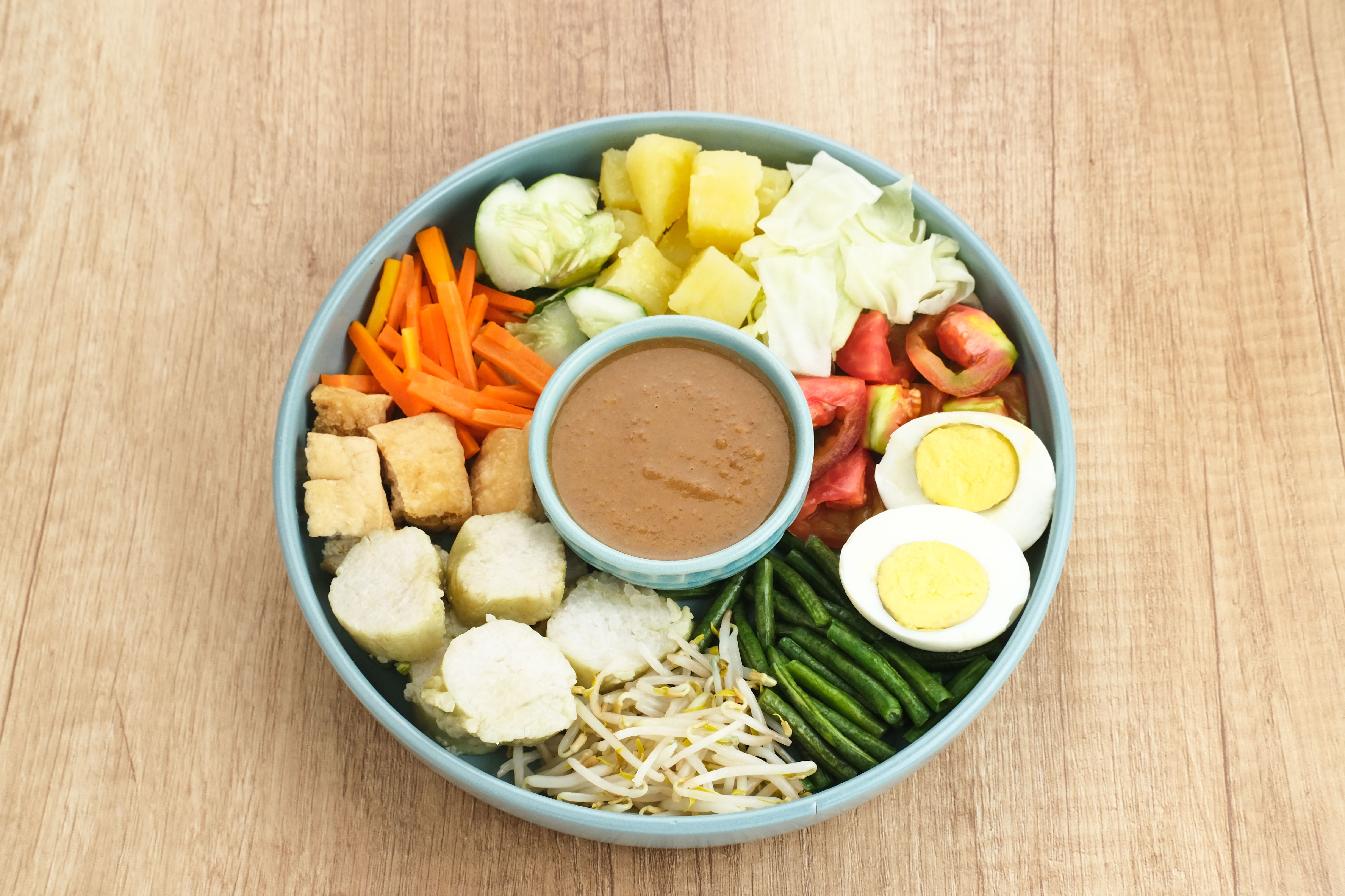 gado-gado-indonesian-traditional-salad-2022-10-19-05-06-16-utc.JPG