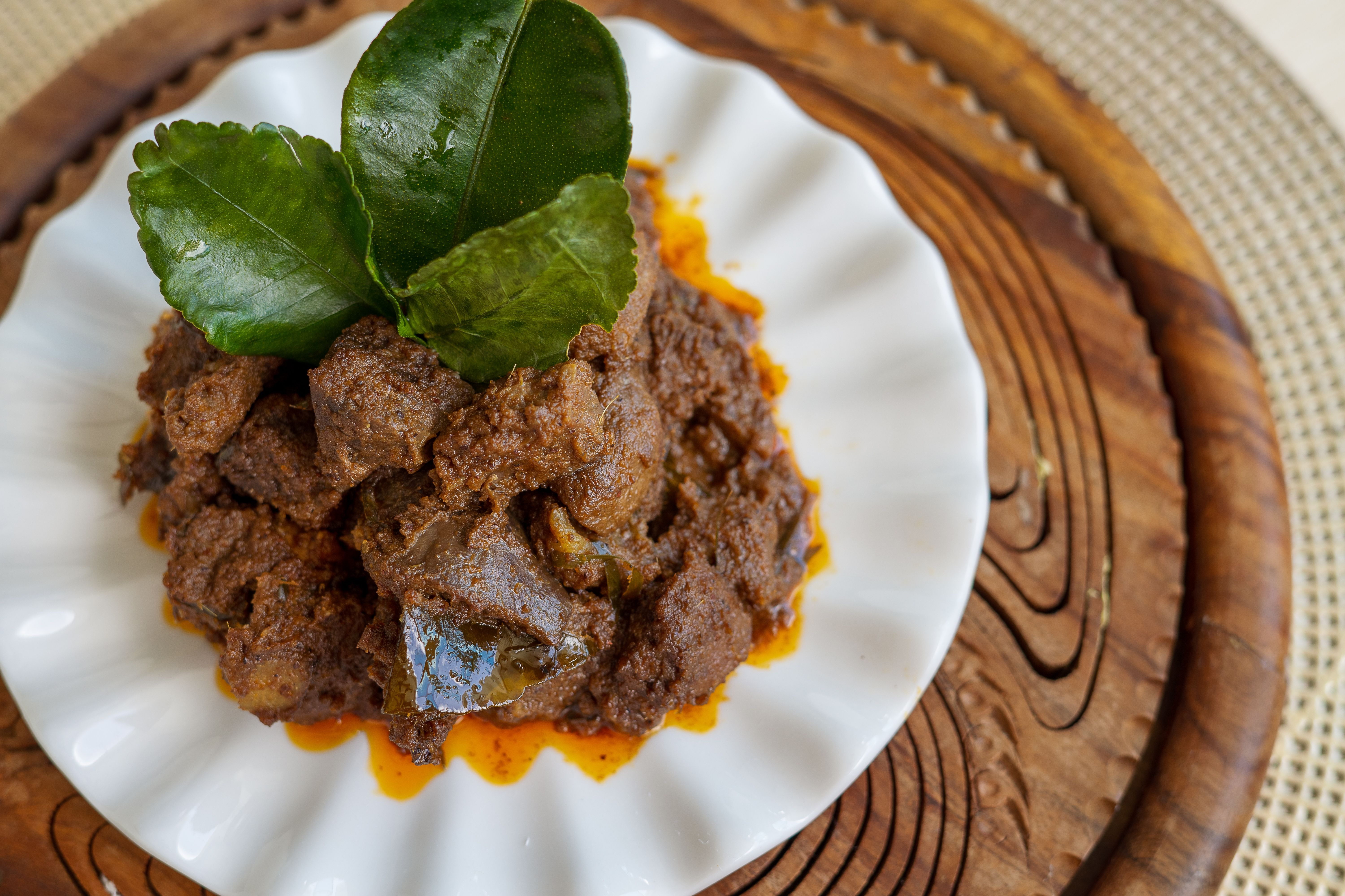 rendang-daging-or-beef-rendang-a-traditional-dish-2022-11-14-12-37-03-utc.jpg
