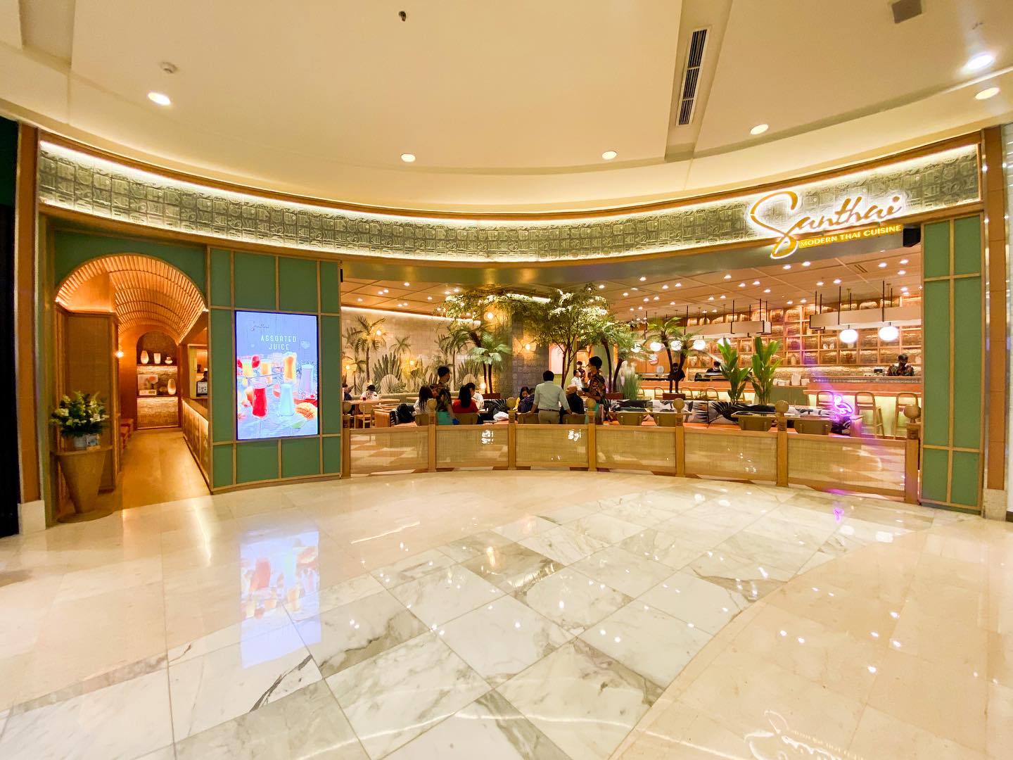 Facebook Grand Indonesia (2).jpg