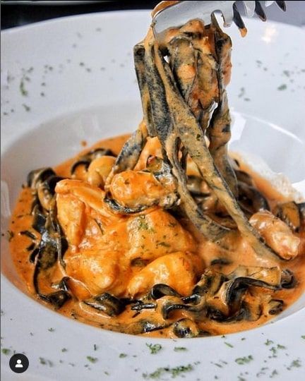 Instagram Ristorante Da Valentino (@valentino_jkt) • Fettucine Al Granchio.jpg