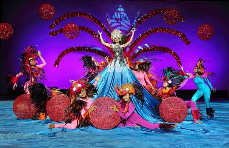 Bali Safari and Marine Park bali agung show.jpg