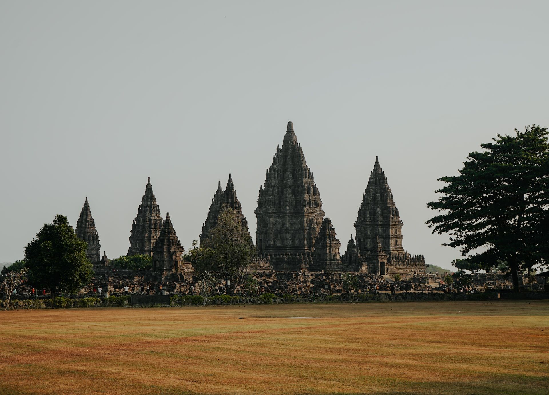 prambanan temple complex overview and information article 2.jpg