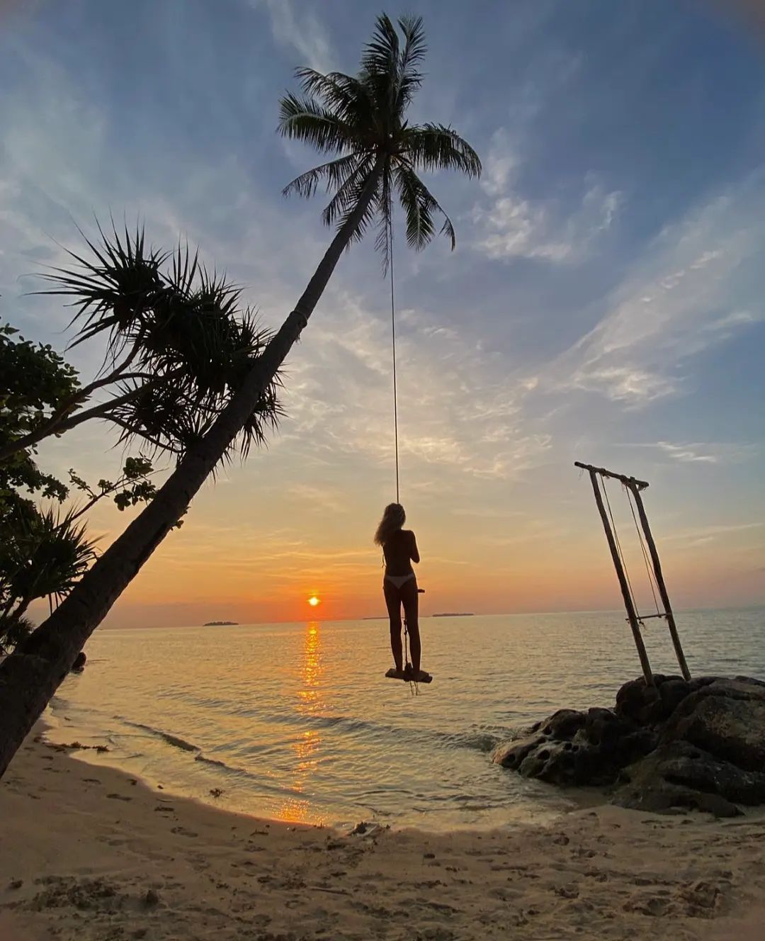 sunset in karimunjawa.webp