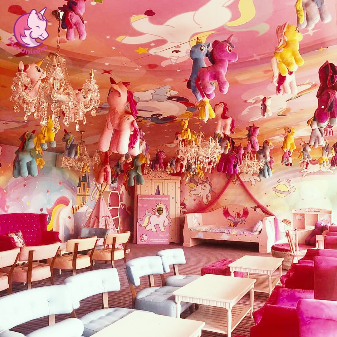 Miss Unicorn Cafe.jpg