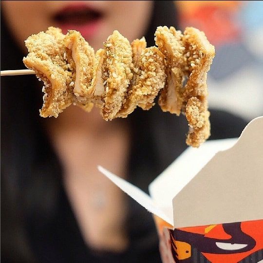 Instagram @popchopchicken (2).jpg