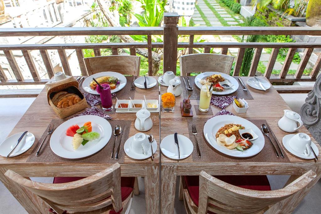 Kawi Resort Ubud breakfast.jpeg